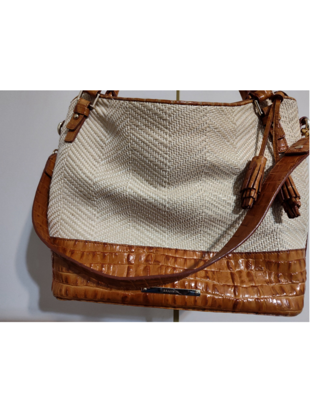 Women's Brahmin Shoulder Bag One Size Beige Brown Woven Leather - Picture 2 of 16